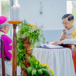 Gx. Hòa Lâm: Nghi lễ nhận xứ của Cha Tân Chánh xứ Giuse Trịnh Văn Thuận – Ngày 24.5.2024
