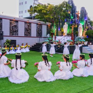 Gx. Trung Đồng: Khai mạc Tháng Hoa tôn kính Đức Mẹ- 30.4.2024