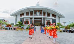 Gx. Nam Bình: Cử hành giờ bế mạc Tháng Hoa – 28.5.2024