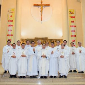 Gx Hải Lâm: Thánh lễ tạ ơn mừng 15 năm Linh mục của Cha Chánh xứ- Ngày 10.6.2024