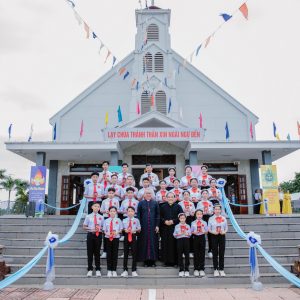 Gx. Phước Ân: Thánh lễ Ban Bí tích Thêm Sức – Ngày 17.7.2024