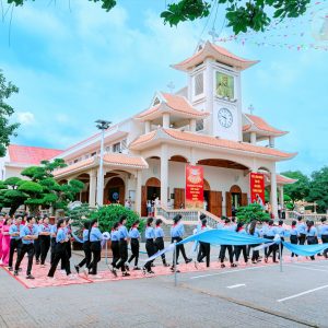 Giáo xứ Xuân Sơn: Thánh lễ ban Bí tích Thêm Sức – Ngày 21.7.2024