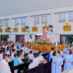 Gx. Trung Đồng: Giới Hiền mẫu mừng lễ Bổn mạng kính Thánh Mônica
