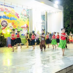 Gx. Thanh Phong: Thiếu nhi vui Tết Trung Thu 2024