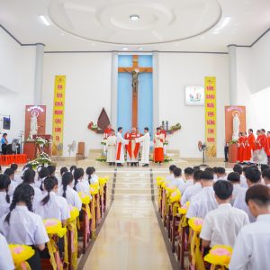 Gx. Hòa Lâm: Thánh lễ ban Bí tích Thêm Sức- Ngày 06.10.2024