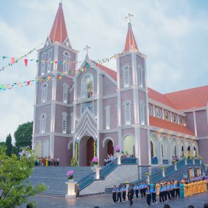 Gx. Đất Đỏ: Thánh lễ cung hiến Thánh đường và thánh hiến Bàn thờ– ngày 27.10. 2024