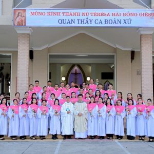 Gx. Phước Bình: Mừng lễ Thánh Têrêsa – Bổn mạng Ca đoàn xứ - 01.10.2024