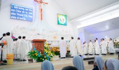 Gx. Thanh Phong: Chầu Thánh Thể thay Giáo phận- Ngày 24.11.2024