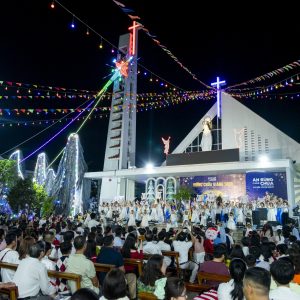 Gx. Thanh Phong: Cử hành phụng vụ mừng Chúa Giáng Sinh 2024