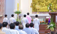 Gx. Long Tâm: Thánh lễ khai mạc ngày Chầu Thánh Thể thay giáo phận- 15.12.2024