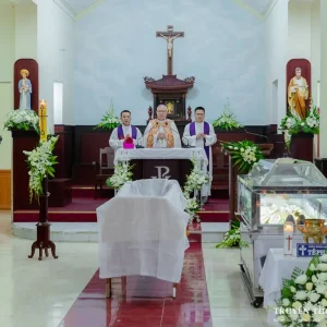 Nghi thức Tẫn liệm Đức Cố Tổng Giám mục Têphanô Nguyễn Như Thể
