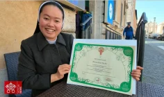 Vlog Năm Thánh số 8: Testimonium – Giấy chứng nhận hành hương Năm Thánh