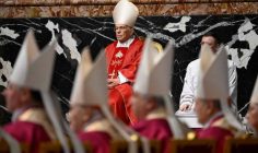 Sắp bầu Niên trưởng mới của Hồng y đoàn