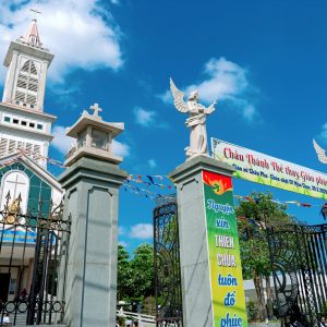 Giáo xứ Châu Pha: Chầu Thánh Thể thay Giáo phận – 30.3.2025