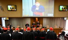 Phiên họp chung đầu tiên của các Hồng y tại Vatican sau khi Đức Thánh Cha Phanxicô qua đời