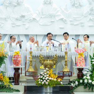 Gx. Thanh Phong: Thánh lễ tạ ơn mừng kỷ niệm hồng ân linh mục của Cha Chánh xứ Antôn
