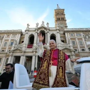 Đức Thánh Cha Lêô XVI viếng Đền thờ Đức Bà Cả