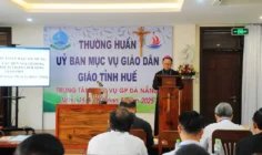 Buổi thường huấn dành cho giáo dân thuộc giáo tỉnh Huế từ ngày 15-16/5/2025