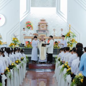 Gx. Tân Phước : Thánh lễ ban Bí tích Thêm Sức – Ngày 11.5.2025