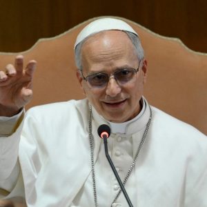 Đức Thánh Cha Lêô XIV gặp gỡ Hồng y đoàn