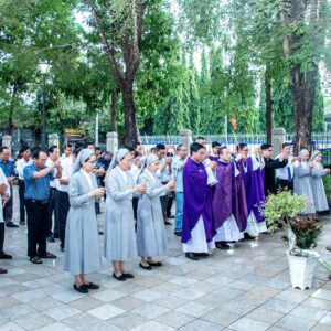 Giáo xứ Chánh Tòa: Thánh lễ giỗ 9 năm Cha cố Vinhsơn Trần Văn Khải