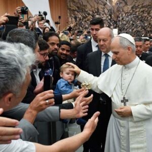 Đức Thánh Cha Lêô XIV: Hãy giải trừ vũ khí trong lời nói và chúng ta sẽ giúp giải trừ vũ khí trên Trái Đất