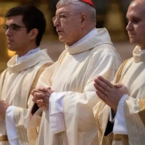Tòa Thánh và Quốc Gia Thành Vatican – Đức Hồng y Ghirlanda: “Cải tổ Giáo triều để phục vụ Hội Thánh tốt hơn