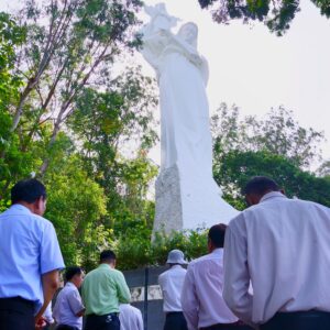 Đền Thánh Đức Mẹ Bãi Dâu: Giới Gia Trưởng hạt Vũng Tàu hành hương Năm Thánh 2025