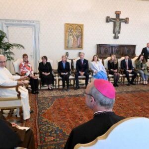 Đức Thánh Cha Lêô XIV tiếp các thành viên của Uỷ ban Toà Thánh Bảo vệ trẻ vị thành niên