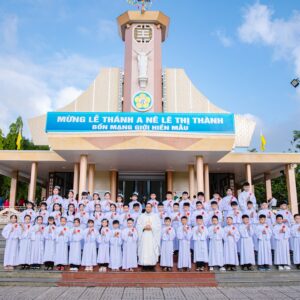 Gx. Hữu Phước: 51 em thiếu nhi Rước Lễ Lần Đầu- Ngày 13.7.2025