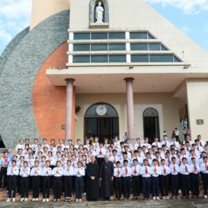 Gx. Bình Châu: Đức Cha Emmanuel cử hành Thánh lễ ban Bí tích Thêm Sức- Ngày 13.07.2025