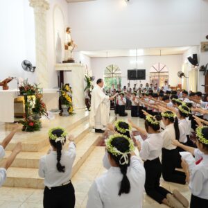 Gx. Văn Côi: Thánh lễ Tuyên hứa Bao đồng và Rước lễ lần đầu- 13.7.2025