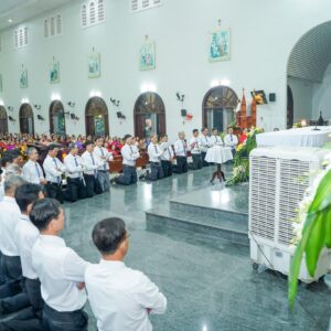 Giáo xứ Bông Trang: Lễ kính Thánh Phêrô và Phaolô – Tuyên thệ ban hành giáo