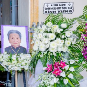 Giáo xứ Thọ Lộc (GP. Xuân Lộc): Thánh lễ An táng Bà cố Marta Nguyễn Thị Ba, thân mẫu Cha Giuse Phạm Thanh Vũ