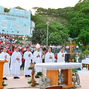 Trung tâm Hành hương Chúa Kitô Vua – Tao Phùng: Cử hành ngày hành hương đầu tháng 7.2025