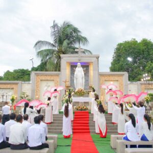 Gx. Láng Cát: Mừng lễ Đức Mẹ hồn xác lên trời- Ngày 15.8.2025