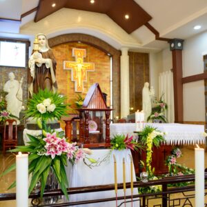 Đan viện Clara Xuân Sơn: mừng kính lễ Thánh lập Dòng