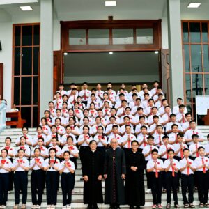 Gx. Nam Bình: Thánh lễ ban Bí tích Thêm Sức- Ngày 30.8.2025