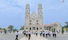 Giáo xứ Châu Pha và Giáo xứ Sông Xoài hành hương Năm Thánh tại Nhà thờ Song Vĩnh