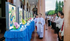 Giáo xứ Hòa Thuận: Thánh lễ khai mạc Tháng Mân Côi 2025