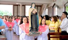 Gx. Phước Bình: Ca đoàn Giáo xứ mừng lễ Bổn mạng kính Thánh Têrêsa Hài Đồng Giêsu