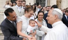 Tiếp kiến chung (22/10/2025) - ĐTC Lêô XIV: Sự Phục Sinh của Chúa chữa lành nỗi buồn xâm chiếm tâm hồn con người