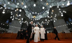 Đức Thánh Cha Lêô XIV viếng thăm Đền thờ Xanh của Hồi giáo ở Istanbul