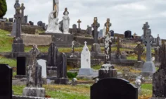 Đối diện với cái chết