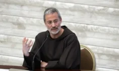 Phỏng vấn một cựu nghiên cứu viên AI — Vị giảng thuyết của Đức Thánh Cha!