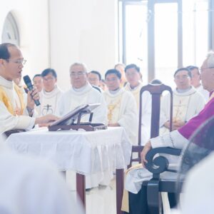 Gx. Hòa Sơn: Nghi lễ nhận xứ của Cha tân Chánh xứ Phanxicô X. Phạm Văn Vỹ - 25.11.2025