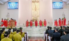 Gx. Hòa Thuận: Chầu Thánh Thể thay Giáo phận- Ngày 16.11.2025