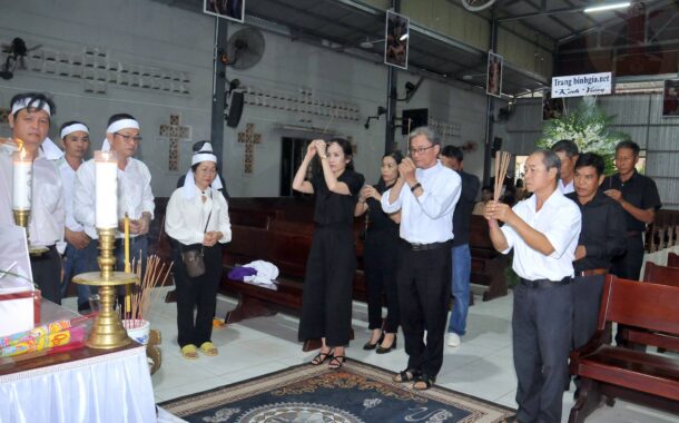 Giáo xứ Thiện Phước: Kính viếng thi hài Cha Phaolô Nguyễn Thanh Vũ – 30.11.2025