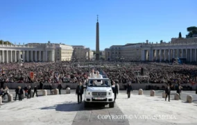 Tiếp kiến chung (05/11): Sự Phục Sinh của Chúa Kitô đã thay đổi lịch sử nhân loại