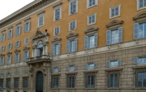 Đức Maria là Mẹ các tín hữu, không phải là Đấng đồng công cứu chuộc